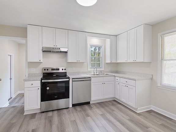 4th image of 529 Palmer Dr