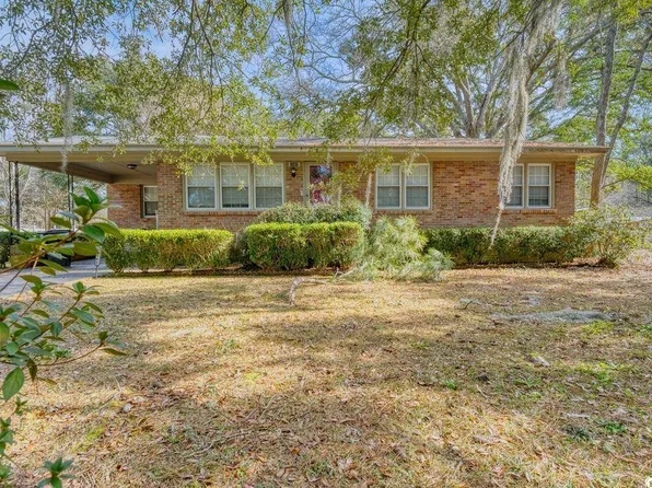 1682 Wren St., Georgetown, SC 29440