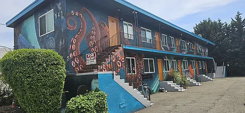 541 28th St Photo 1