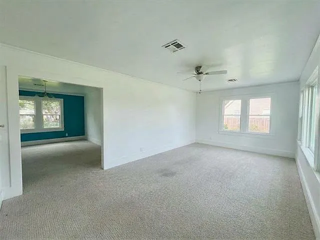 3 bed, 1272 sqft, $1,850 — Photo 4