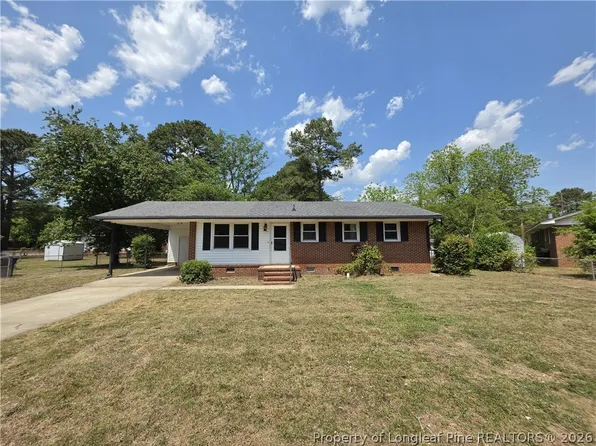 220 Cecil Ave, Spring Lake, NC 28390
