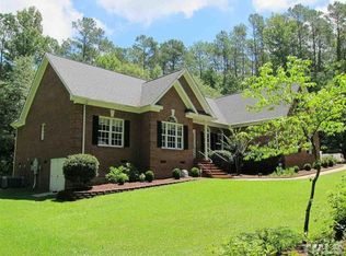 1220 Swift Creek Dr, Clayton, NC 27520
