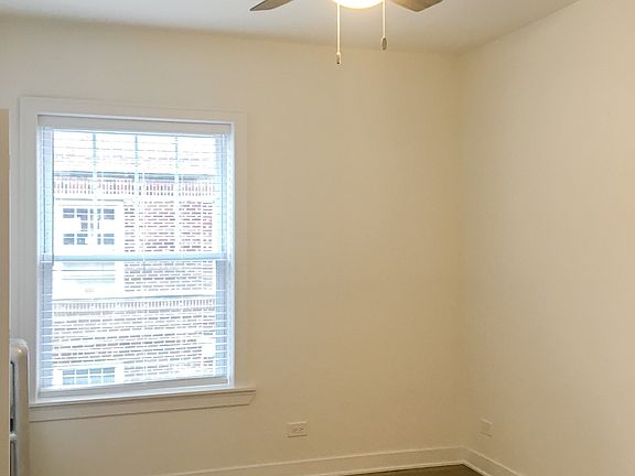 3rd image of 2008 W Foster Ave #3