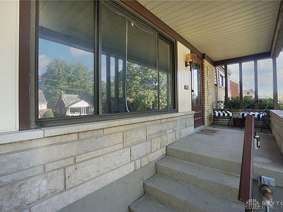 4th image of 3668 Edgebrook Dr