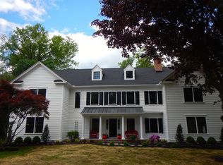 16 Monroe Pl, Basking Ridge, NJ 07920