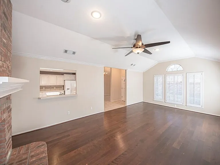 4800 W Wadley Ave — Photo 9