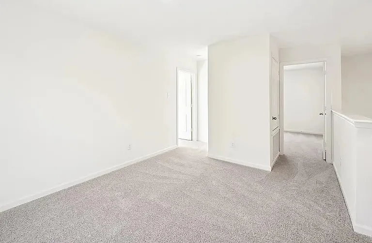 2204 Burnwood St — Photo 13