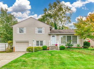 3381 Bailey Rd, Cuyahoga Falls, OH 44221