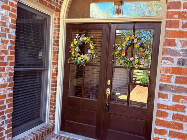 701 Napoleon Ct, Ridgeland, MS 39157