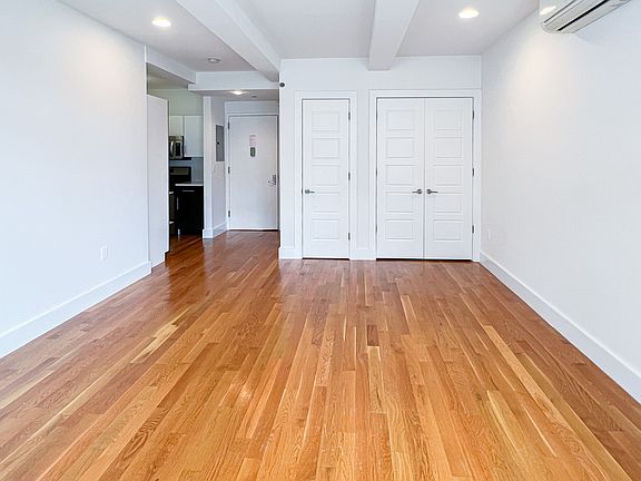 2nd image of 96 Steuben St #1G