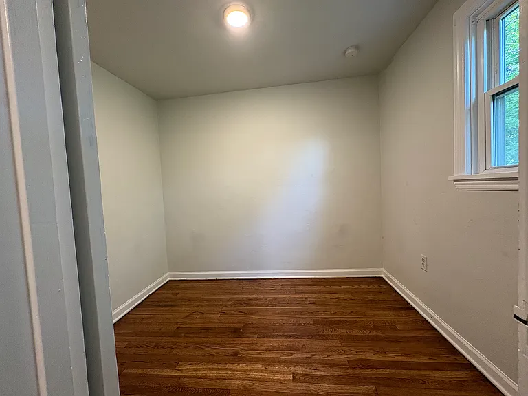 5357 Brownsville Rd — Photo 13