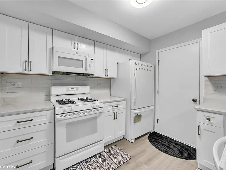 441 Yorktown Ct #441 — Photo 22