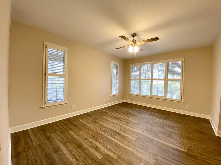 9 Royal Pointe Dr — Photo 20