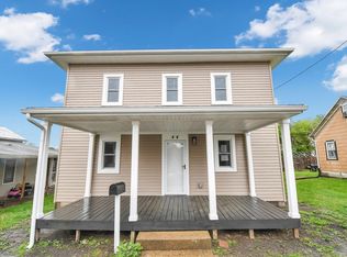 44 W 4th St, Fredericktown, OH 43019
