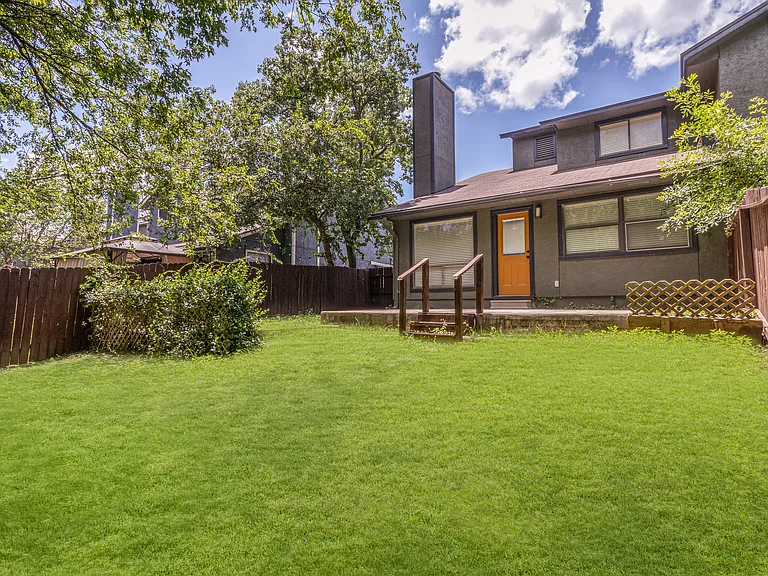 12142 Vista Nogal St — Photo 25