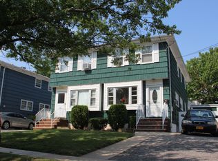 21 Bent St, Staten Island, NY 10312