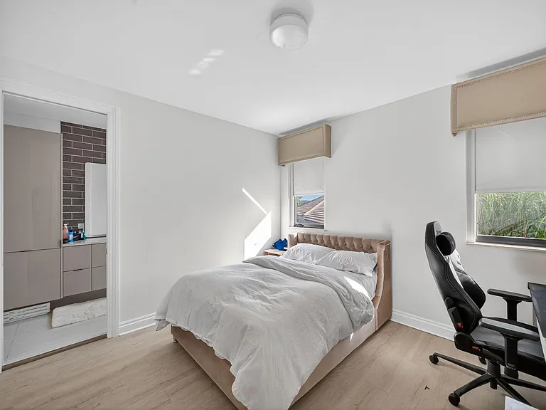 125 Pembroke Dr — Photo 14