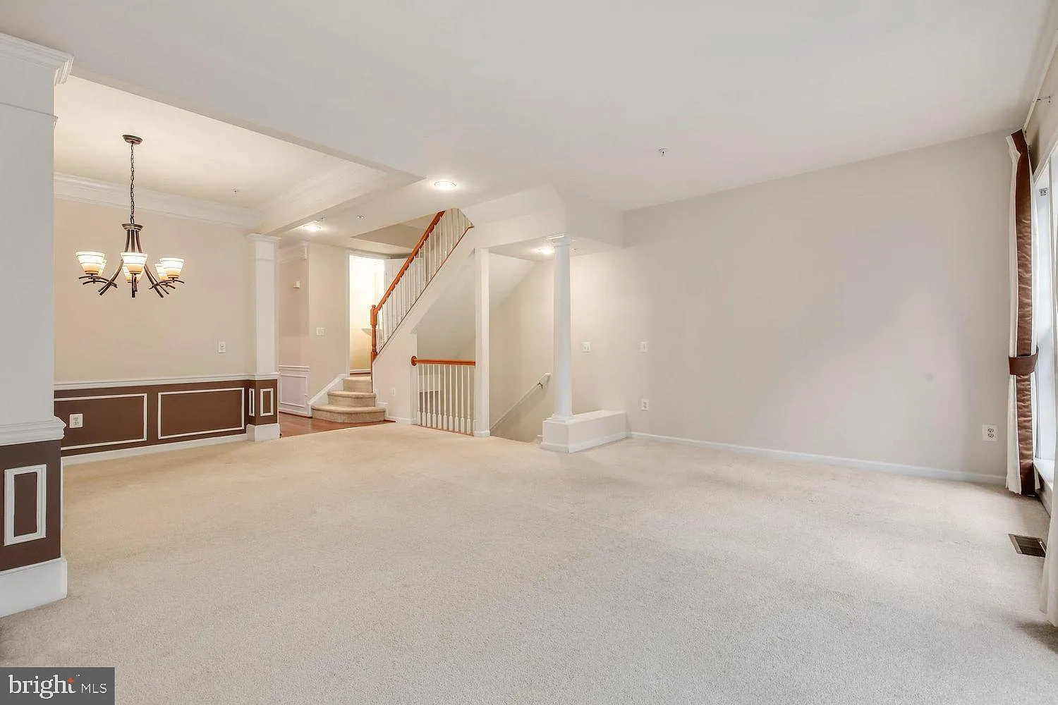 4 bed, 3.5 bath, 2250 sqft, $2,900 — Photo 4