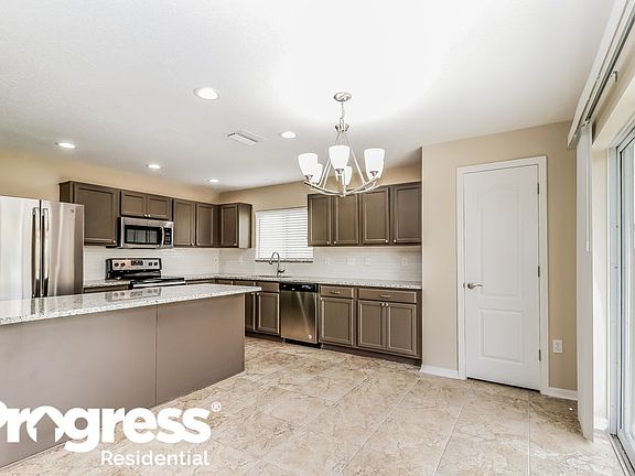 4th image of 9304 Wellstone Dr