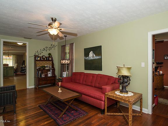 4th image of 1458 Murray Dr