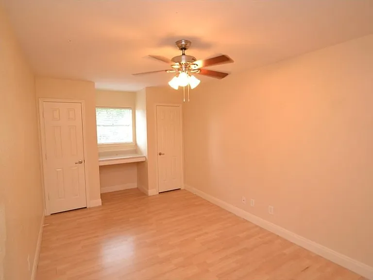 4306 Avenue A #115 — Photo 4