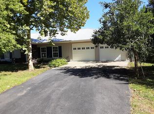 232 Hawthorn Rd, Defuniak Springs, FL 32435