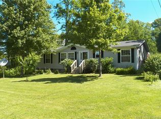 9075 S Organ Springs Rd, Salem, IN 47167