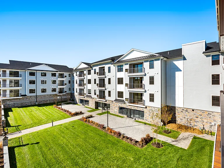 The Westwood at Long Branch — Photo 25