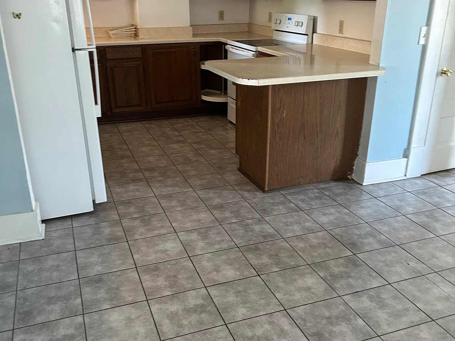 1005 6th Ave — Photo 1
