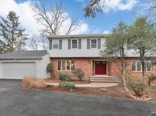 60 Bowers Ln, Closter, NJ 07624