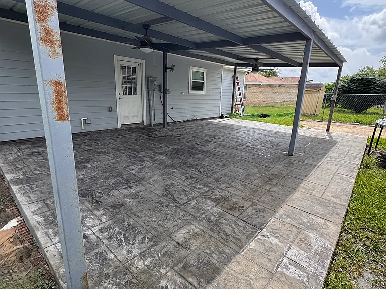 711 W Albatross Ave — Photo 10