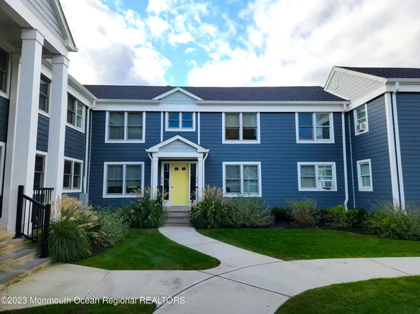 306 Deal Lake Drive #45, Asbury Park, NJ 07712
