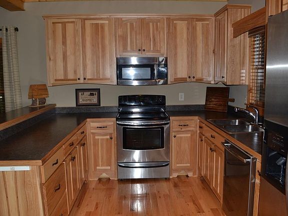 5th image of 143 Noelle Ln