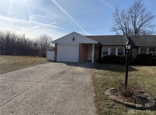 8287 Briar Ridge Ct, Dayton, OH 45424