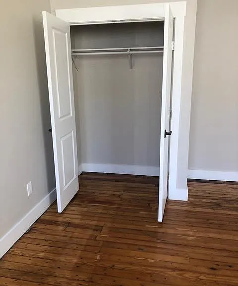 906 Saratoga St #1 — Photo 12