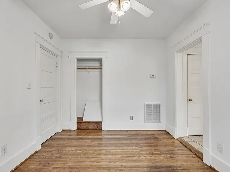 605 Park Cir #B — Photo 18