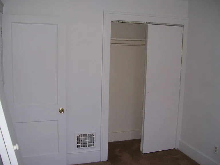 5006 Curtis Ave — Photo 7