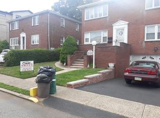 821 Harvard Pl, Fort Lee, NJ 07024