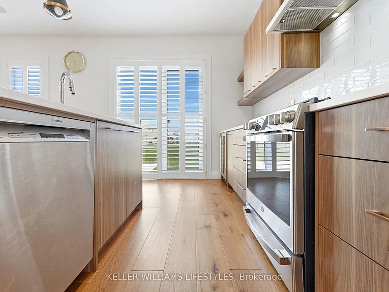 140 Crestview Dr — Photo 14