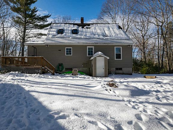 3rd image of 62 Brookside Dr