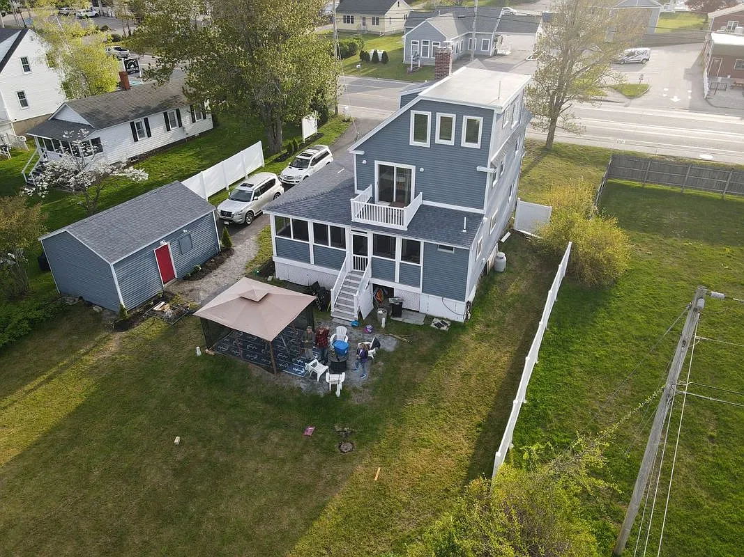2 bed, 2.0 bath, 1400 sqft, $2,500 — Photo 1