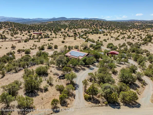 123 La Cumbre, Capitan, NM 88316