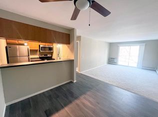 2410 Independence Ln APT 205, Madison, WI 53704