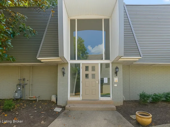 812 La Fontenay Ct, Louisville, KY 40223
