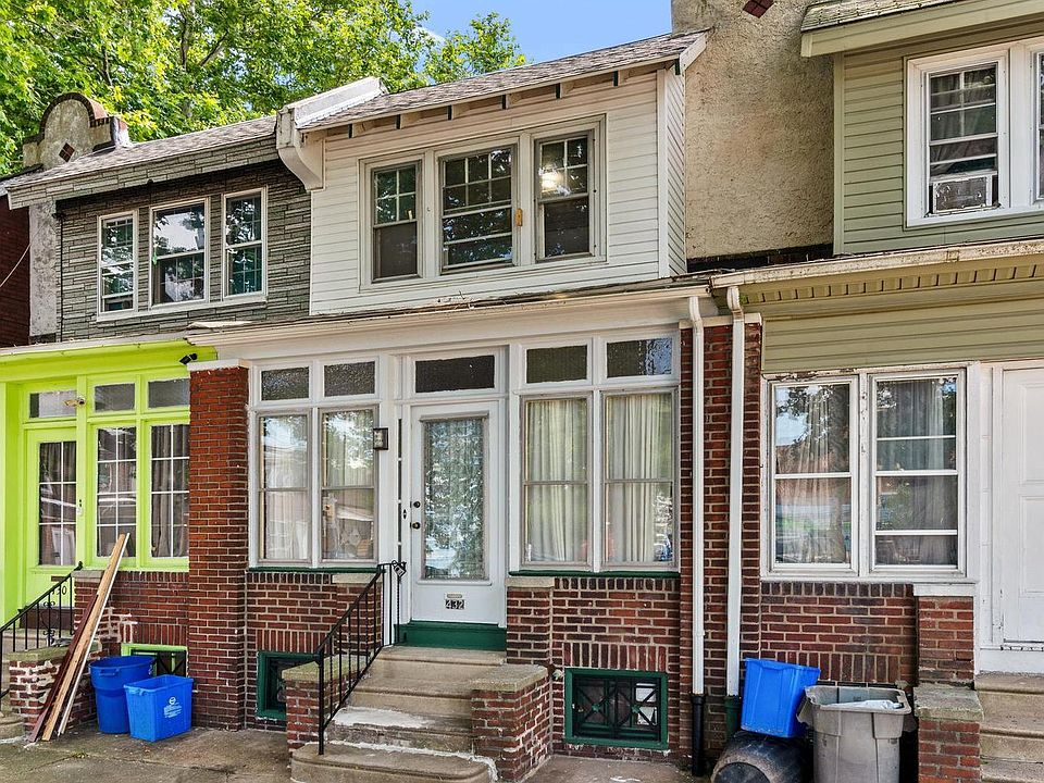 1st image of 432 W Grange Ave