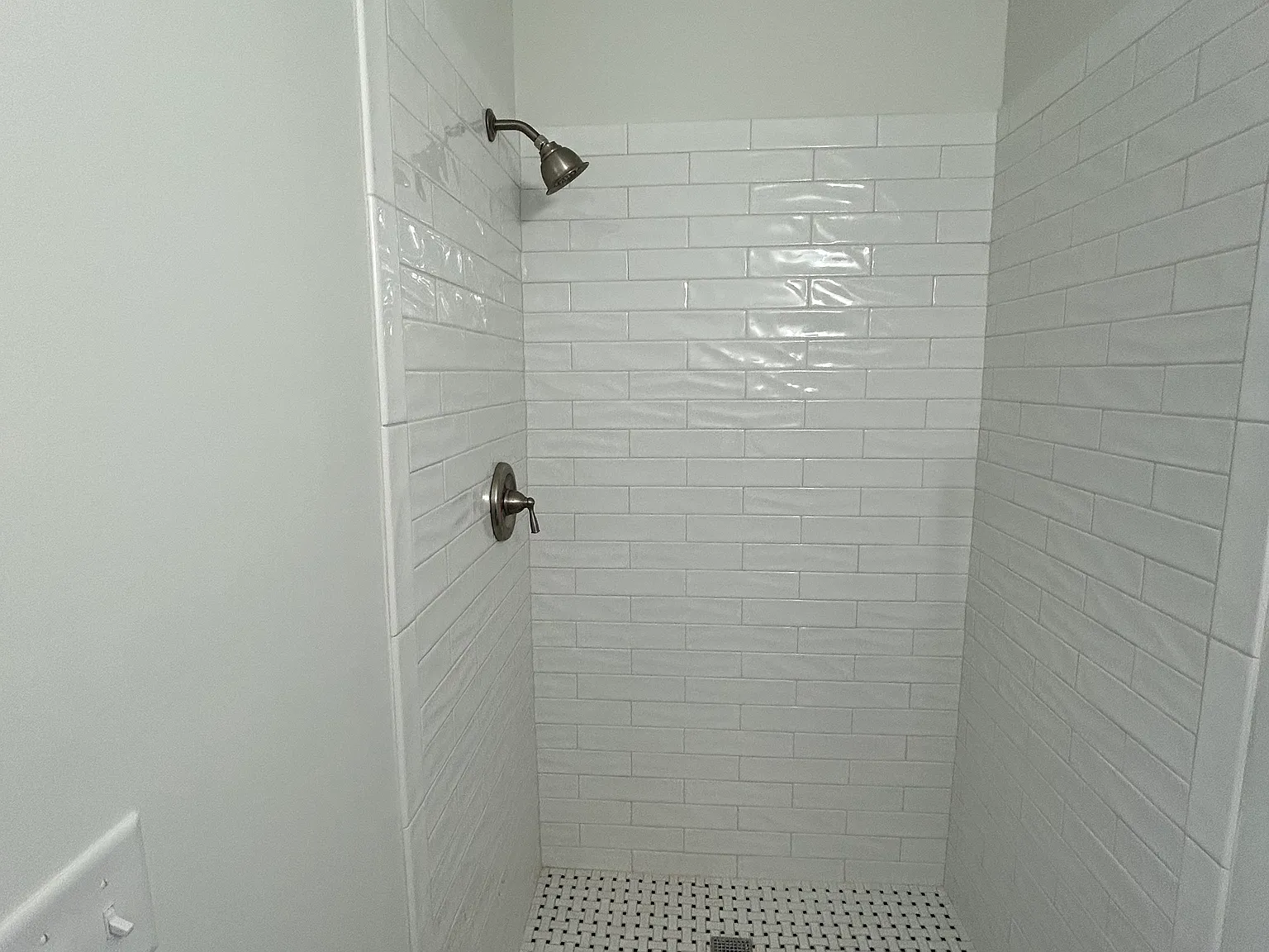 1 bed, $1,200 — Photo 2