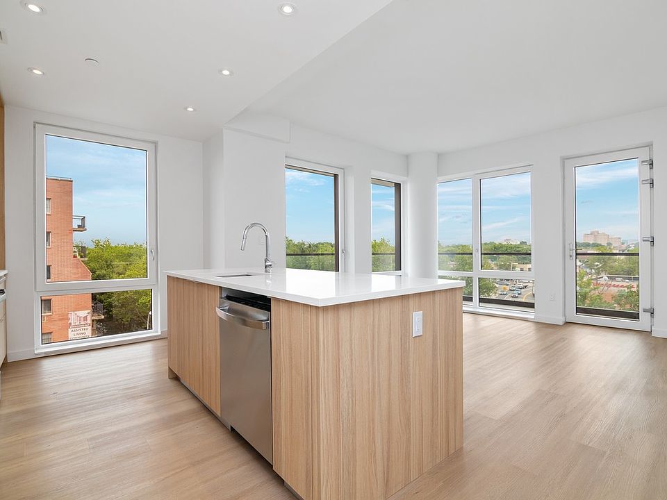 1st image of 71-82 Parsons Blvd #603