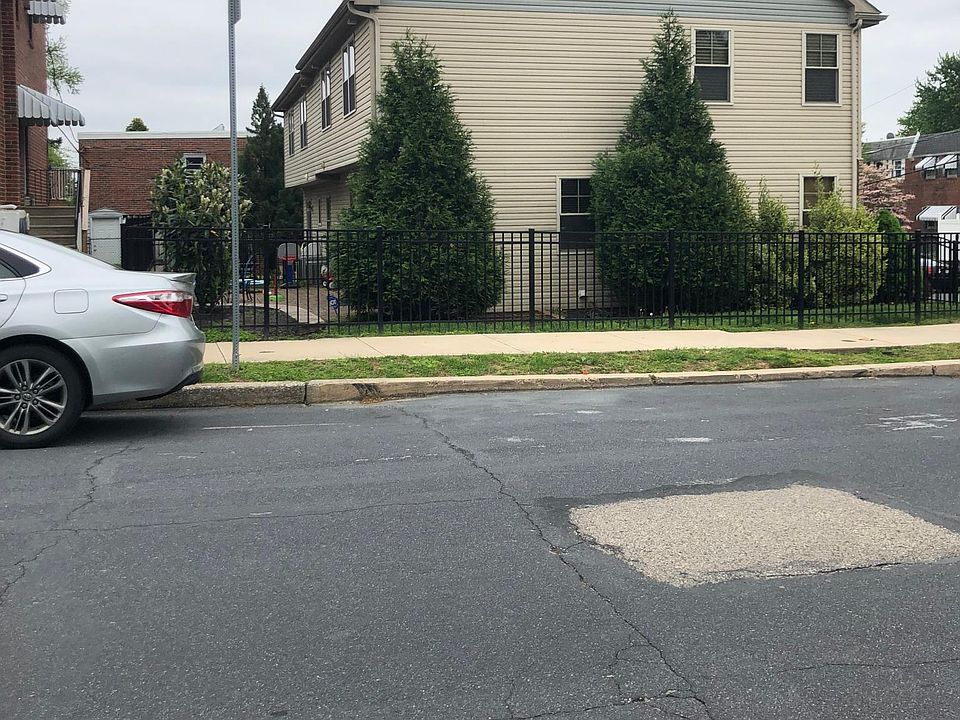 2nd image of 7445 Keiffer St