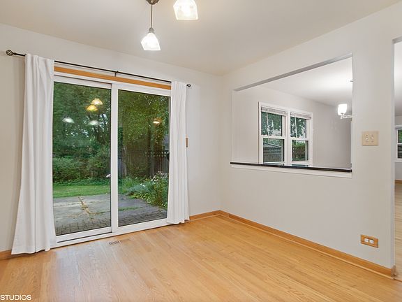 4th image of 921 Shady Grove Ln