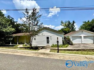 3632 Pearson Cir, Guntersville, AL 35976